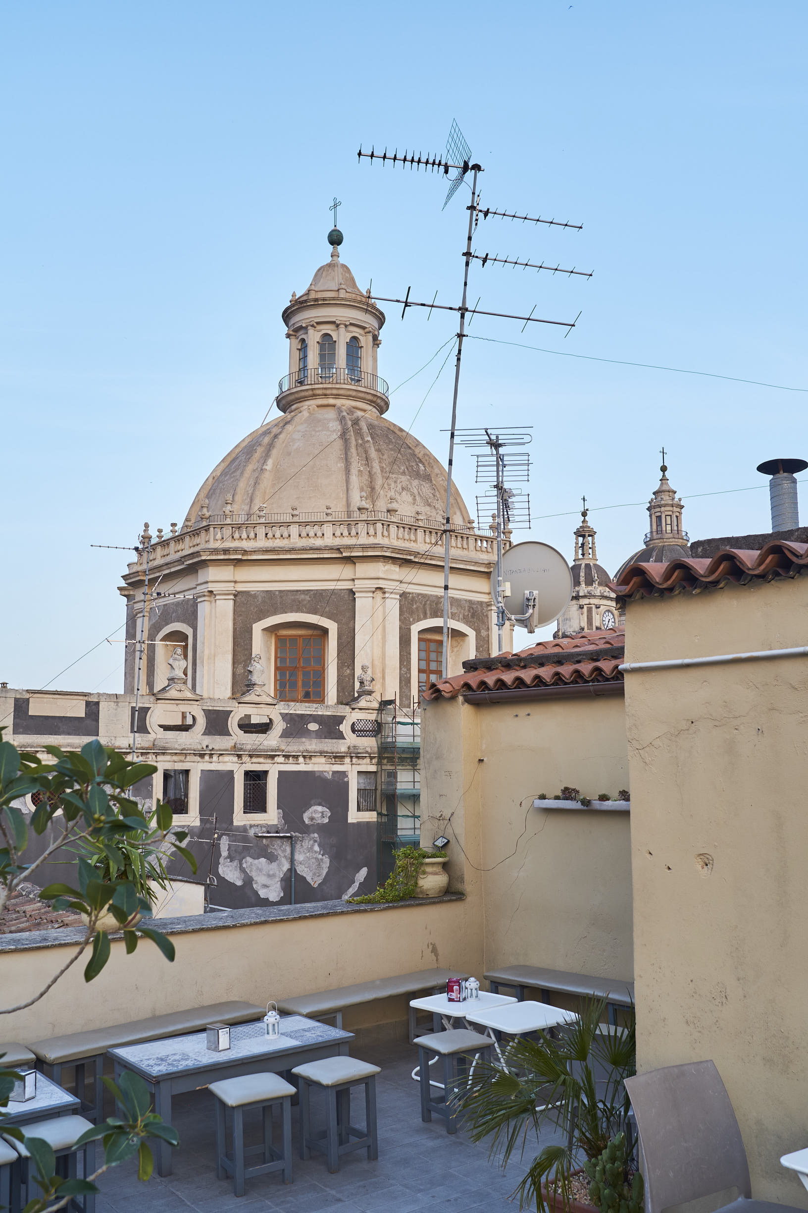 VANITY FAIR | CATANIA